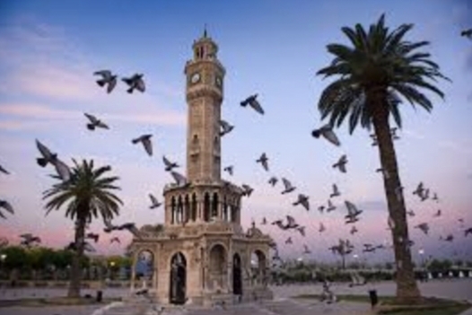 İzmir Saat Kulesinden Bir Fotoğraf