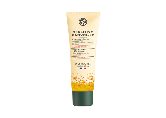 Sensitive Camomille Hafif Dokulu Krem, içeriğindeki Organik Papatya ile cildini nemlendirir, yatıştırır ve pürüzsüzlük sağlar. 🌼 İndirimdeyken kaçırmamak için merak ettiklerini yapay zekaya sor! 👇