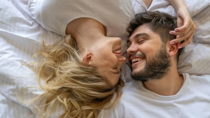 İlişkide Cinsellik Ne Kadar Önemli? Duygusal Bağ mı, Fiziksel Uyum mu?