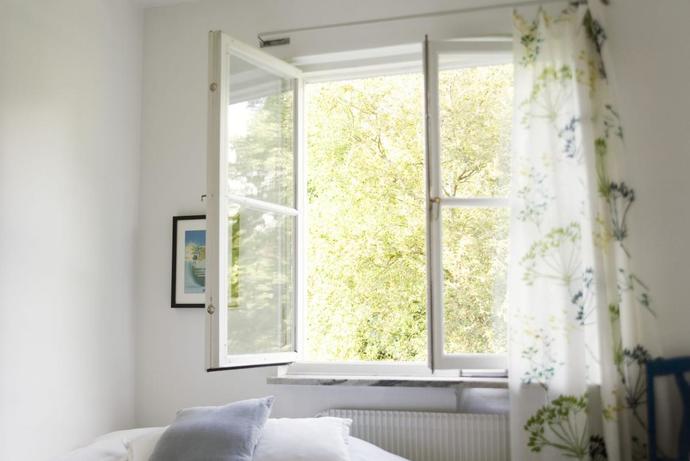 🛋️ Evdeki Tozu Azaltmanın Püf Noktaları! Daha Az Tozlu Bir Ev İçin Neler Yapabilirsin?