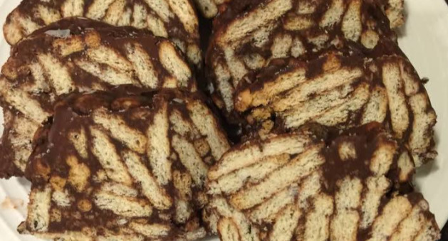 Dünyanın En Kolay 3 Malzemeli Fırınsız Pastası 🍰