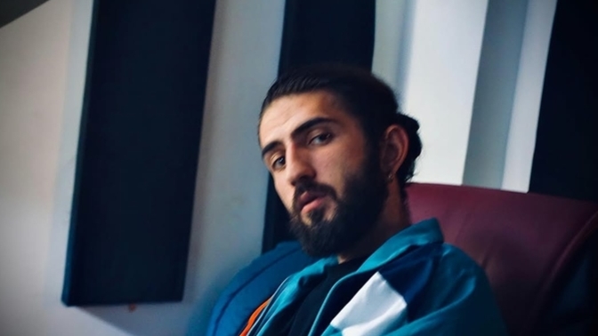 Ebubekir Şahinbaş’tan Yeni Projeler: “Ağır Ağır” Yolda!
