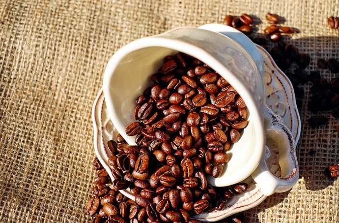 Kahve İçerken Yapılan Küçük Hatalar ve Bunları Düzeltmenin Yolları! ☕✔️