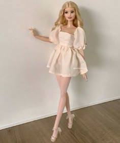Barbie nin 65. Yılına Özel Barbie Bebeklerini Puanlıyorum!
