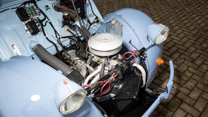 Dünyanın Çift Motorlu İlk Otomobili: Citroen 2CV Sahara