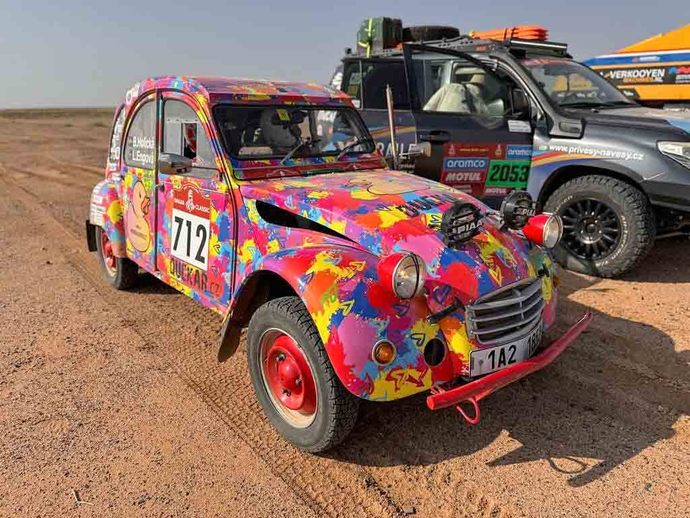 Dünyanın Çift Motorlu İlk Otomobili: Citroen 2CV Sahara
