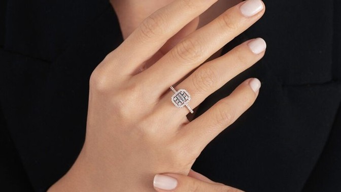 Işıltının Zarafetle Buluştuğu Nokta: Pırlanta Baget Yüzükler