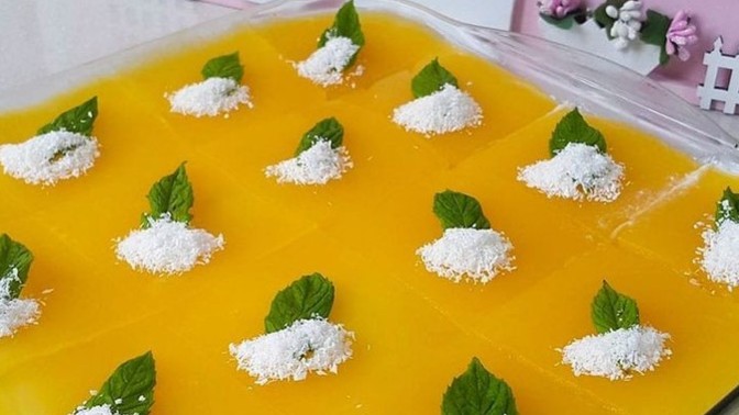 Yumuşacık ve Soslu Portakallı Kek Tarifi