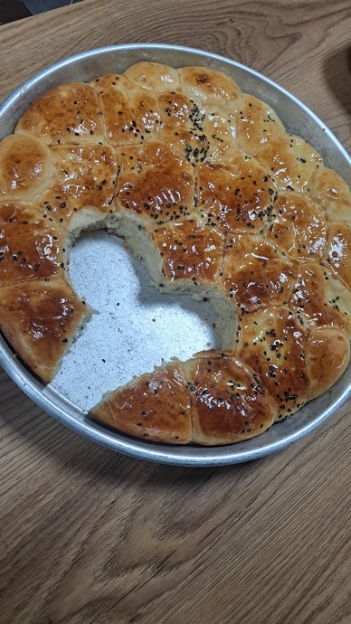 Şerbet Dokunuşuyla Parlayan Peynirli Poğaçalar