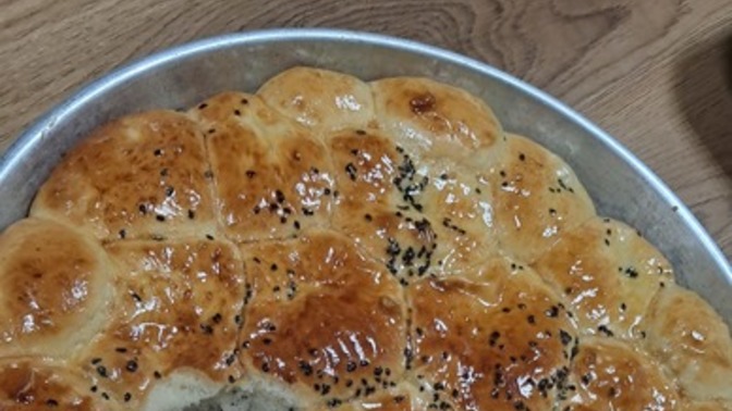 Şerbet Dokunuşuyla Parlayan Peynirli Poğaçalar