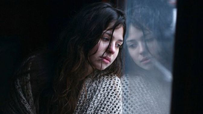 Gitmiyor Ama Sevmiyor Da: Duygusal Rehinelik!