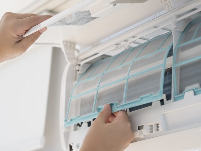 Evim Neden Bu Kadar Hızlı Tozlanıyor ve Ne Yapabilirim? İşte Nedeni ve Çözümleriyle İpuçları! ✨🧼