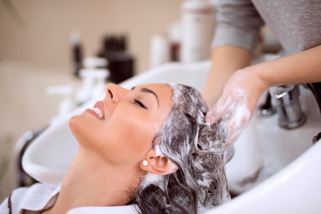 Saçınızın Parlak Görünmesi İçin İpuçları! 💇♀️