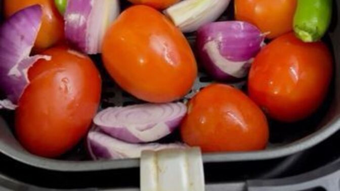 Airfryer’da Yağsız, Sağlıklı ve Tok Tutan Sebze Yemeği Tarifi (Kilo Vermek İsteyenlere Özel)