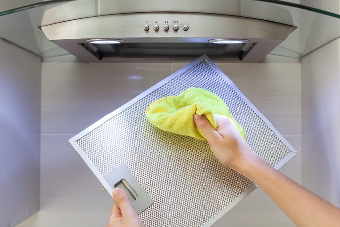 Yeni Eve Merhaba: İlk Temizlikte Atlanmaması Gereken 5 Yer 🧼