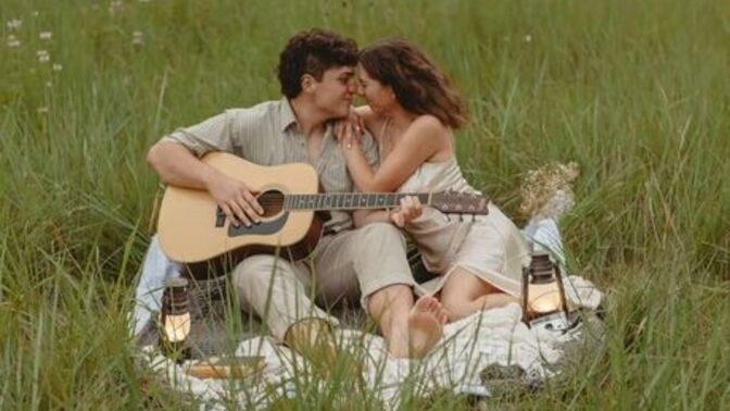 💘 Aşk bir kere mi olur, yoksa her kalp birden fazla kez sevebilir mi?