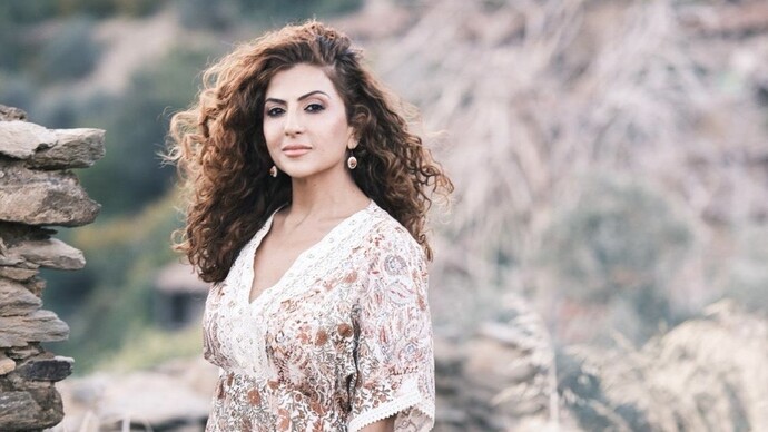 Ayfer Artuç - muzikonair.com