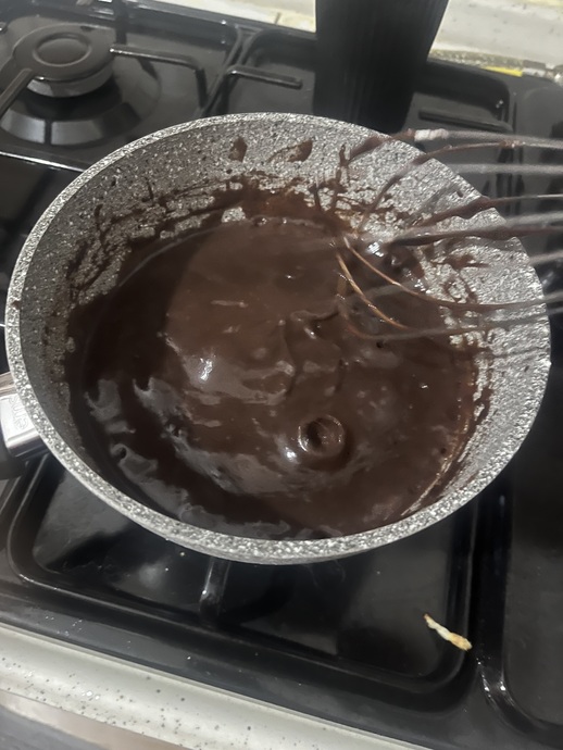 Çikolatalı Kedili Bisküvili Pasta Tarifim!