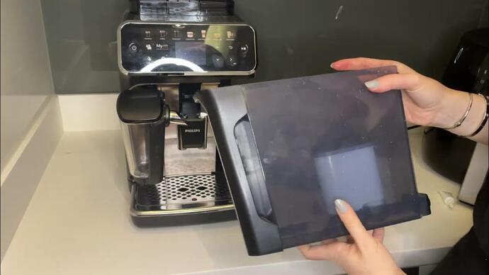 Sabahları Ayıltan Güç: Philips Espresso Makinesi Deneyimim☕