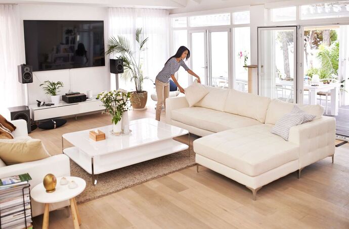 🏠 Hafta İçi Ev Temizliği Mümkün mü? Çalışanlar İçin Akıllı Tüyolar
