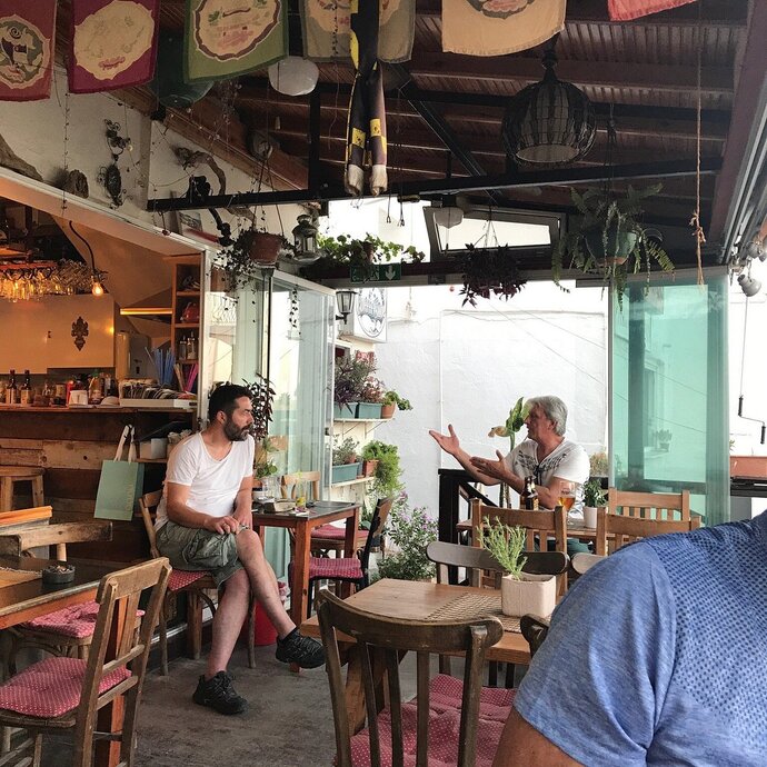 Elbette İşte Sadece Nokta Kullanarak Sadeleştirilmiş Haliyle 6 Ege Kafesi!