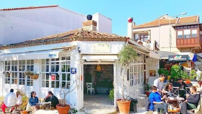 Elbette İşte Sadece Nokta Kullanarak Sadeleştirilmiş Haliyle 6 Ege Kafesi!