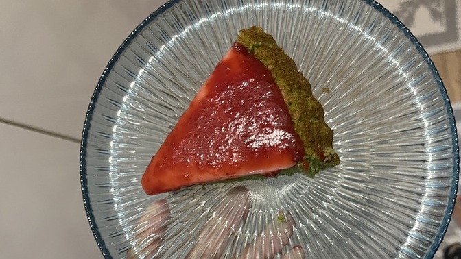 Ispanak Yemeyen Çocuklara Ispanağı Sevdiren Ispanaklı Çilek Soslu Yeşil Pasta Yaptım 😍🍓🥬