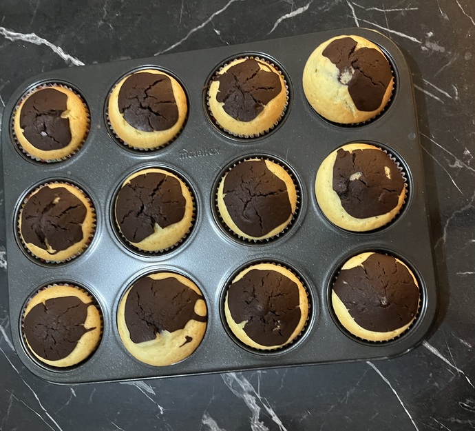 Yağmur Teyzesi Kuzuların çok Seveceği Yumuşacık İki Renkli Muffin Yaptı Ve Tarifiyle Geldi ❤️🫶🏻