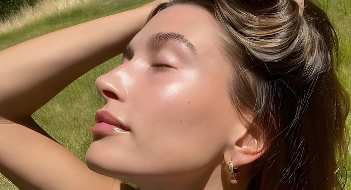 Yeni Sezon, Yeni Glow: Türkiye’de Yükselen Makyaj Trendleri