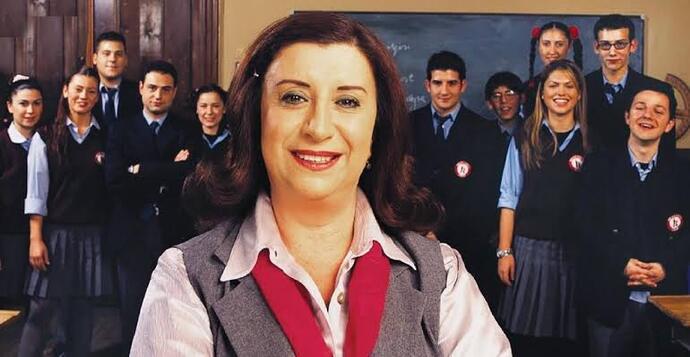 🎬 Çocukluğumuzu Hatırlatan Eski Efsane Diziler