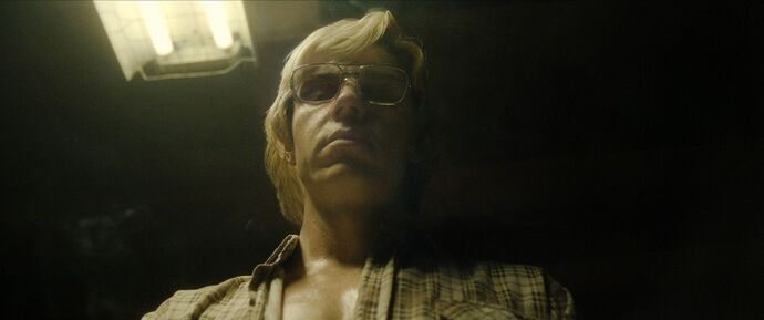 🎬 DAHMER: İnsanlığın En Karanlık Yüzüyle Tanışmaya Hazır mısın?