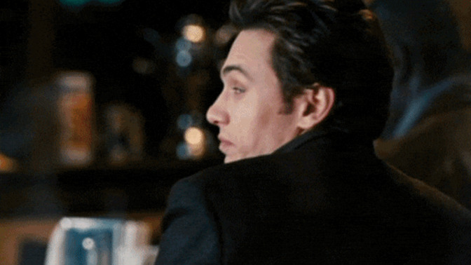 Flörtte Bakışların Gücü: Üçgen Tekniğini Denedin mi?