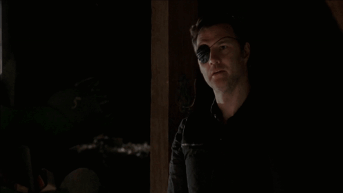 📺 The Walking Dead: Kaos, Kaybın ve Umudun Hikayesi
