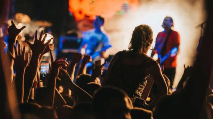 Yaz Bitse Bile Konserlerin Enerjisi Kasıp Kavurmaya Devam Ediyor!