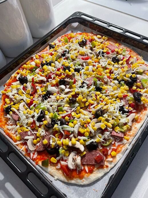 Evde Pizza Yapıyoruz: Mis Gibi, Sıcak Sıcak Sıcak🍕