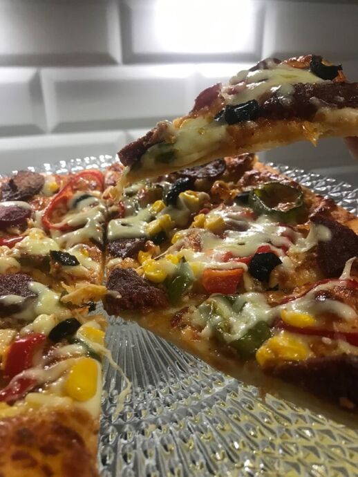 Evde Pizza Yapıyoruz: Mis Gibi, Sıcak Sıcak Sıcak🍕