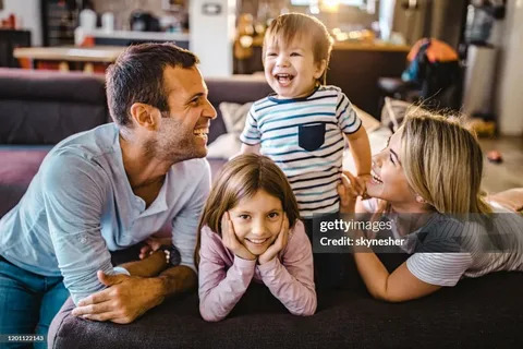 Evde Nasıl Ailecek Vakit Geçirebileceğimiz Bir Ortam Nasıl Yaratabiliriz?