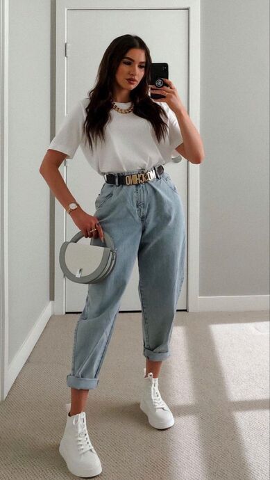 Kasım İndirimlerinde Denim Avı: Doğru Jean’i Bulmanın Altın Kuralları 👖✨
