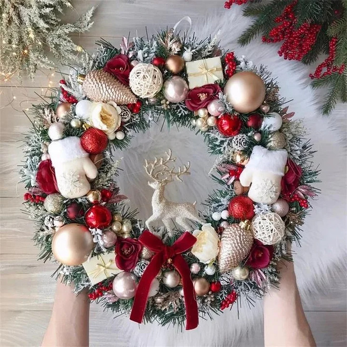 Kapı süsü en sevdiğim içerdeki serüvenin başlangıcı resmen🎄💕