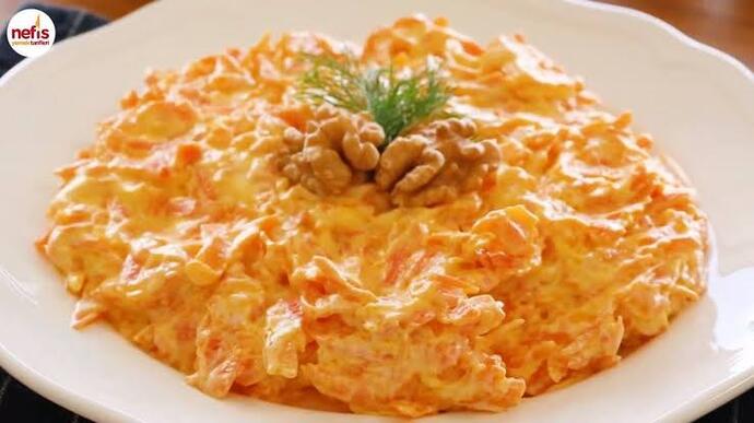 Sofraların Yeni Yıldızı: Labneli ve Cevizli Havuç Tarator!