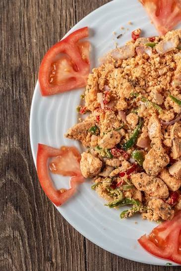 Kahvaltının Gizli Kahramanı: Hatay Usulü Çökelek Salatası!