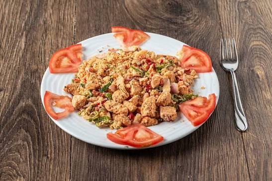 Kahvaltının Gizli Kahramanı: Hatay Usulü Çökelek Salatası!