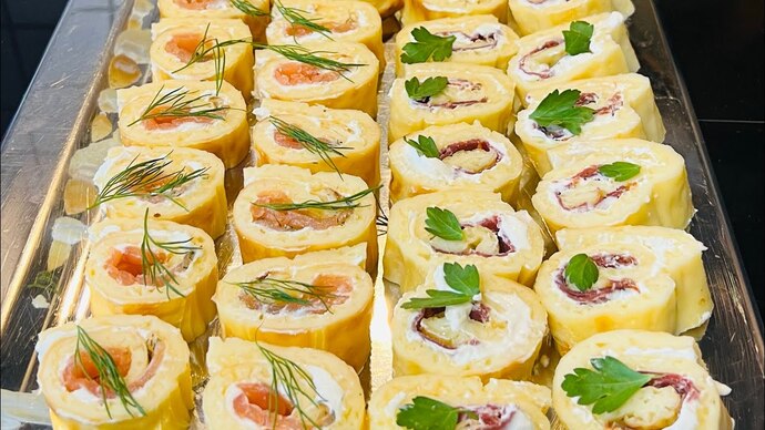 Sofraların Yeni Gözdesi: Labneli Krep Ruloları!