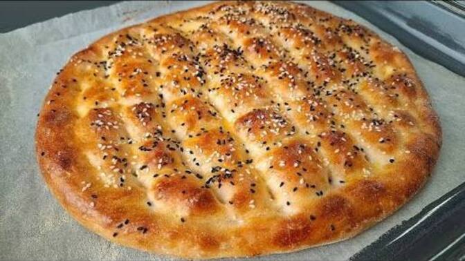 Tanıdık Bir Ses: Merhaba! Ya Şehr-i Ramazan'a Özel Evde Yumurtalı Ramazan Pidesi Yapımı!