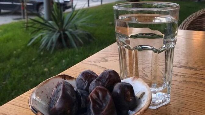 Ramazan’da Susuzlukla Mücadele: Suyu Doğru Zamanda, Doğru Şekilde İçmek