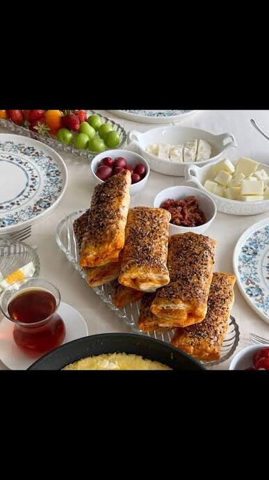 Ekmek Teknesinden Kalbe: İftarın Sessiz Şiiri Balkan Çöreği!