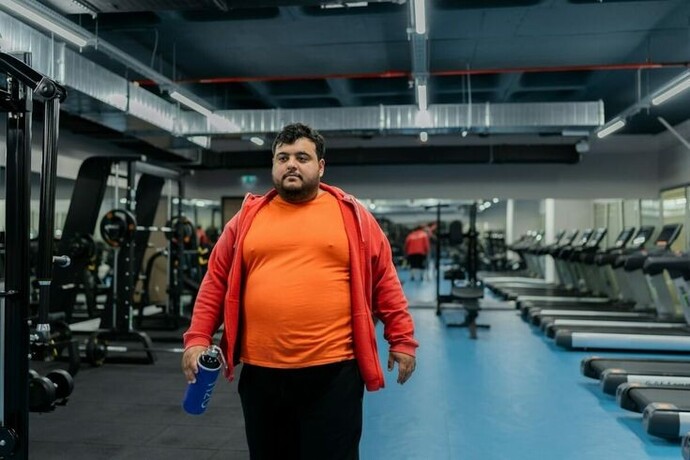 Obeziteyi Sadece “Diyetle Çözerim” Diye Düşünmek Yanlış! Neden mi? Anlatıyorum!