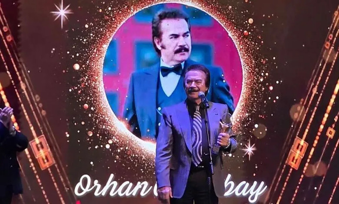 Orhan Gencebay - muzikonair.com