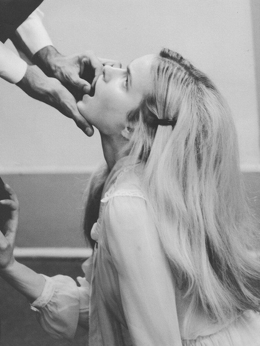 BDSM Fantezisi Nedir? Güvenli, Rızaya Dayalı ve Bilinmesi Gereken Her Şey
