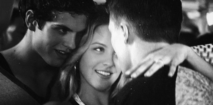 Cuckold Fantezisi Nedir? Son Yılların En Çok Merak Edilen İlişki Dinamiklerinden Biri